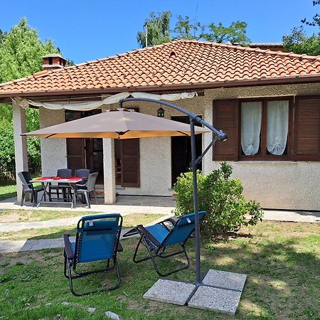 Villetta Singola Con Giardino Cottage Ghisallo Zona Bellagio Magreglio Buitenkant foto