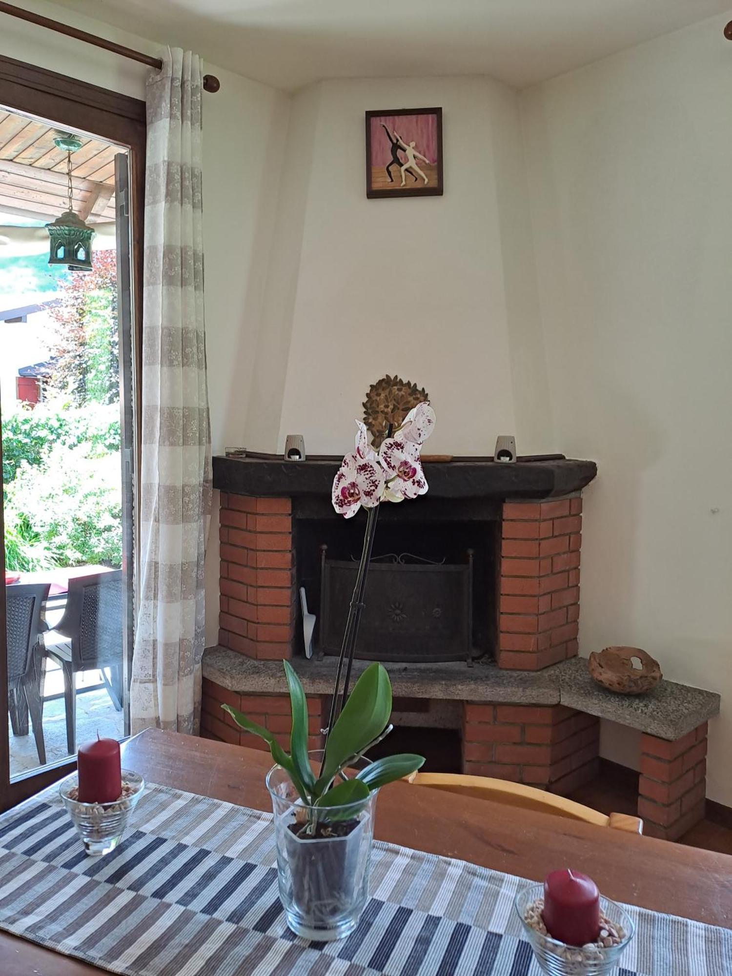 Villetta Singola Con Giardino Cottage Ghisallo Zona Bellagio Magreglio Buitenkant foto