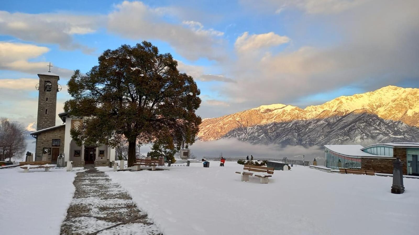 Villetta Singola Con Giardino Cottage Ghisallo Zona Bellagio Magreglio Buitenkant foto