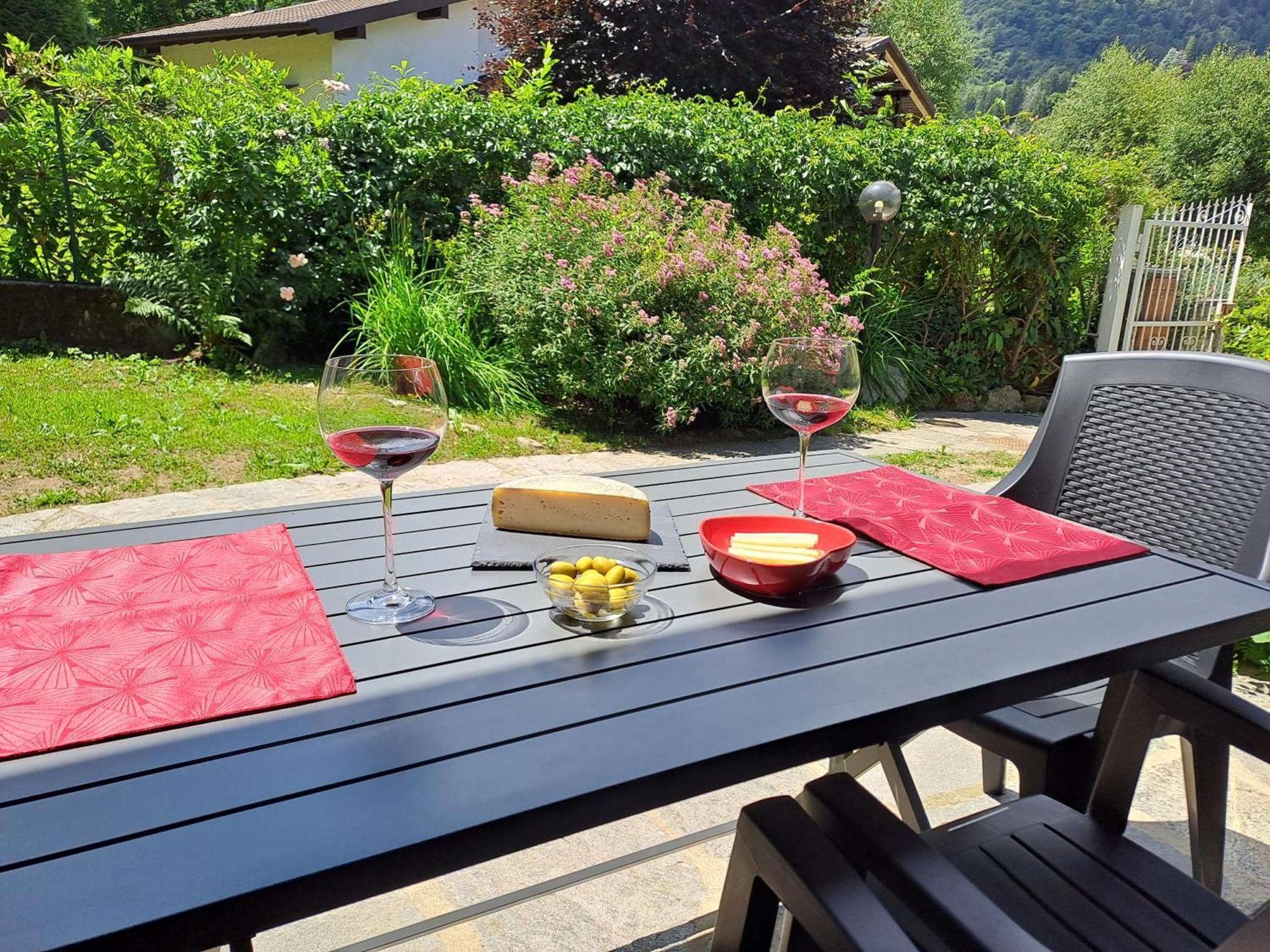 Villetta Singola Con Giardino Cottage Ghisallo Zona Bellagio Magreglio Buitenkant foto
